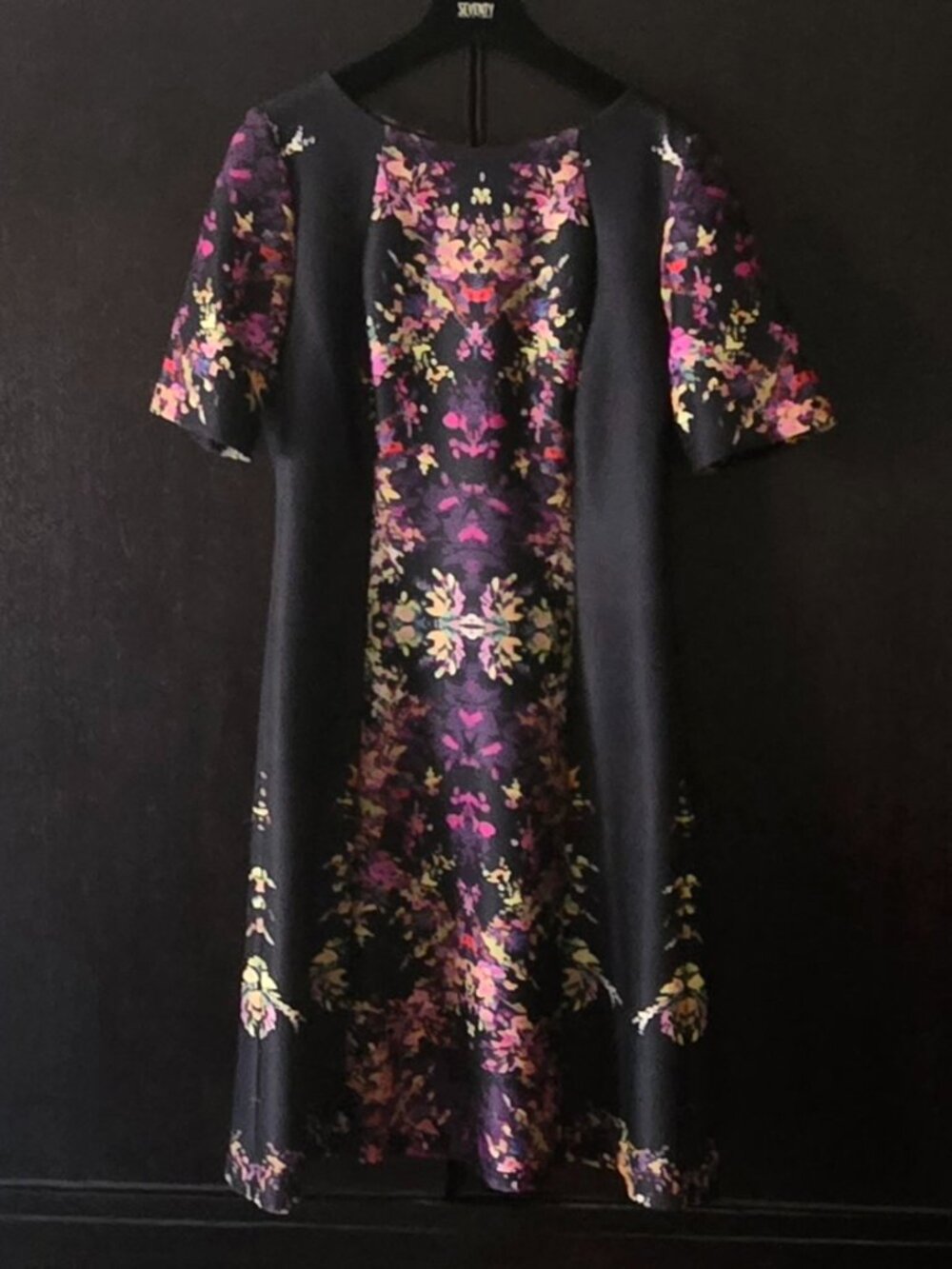 Tahari Arthur S. Levine sheath dress